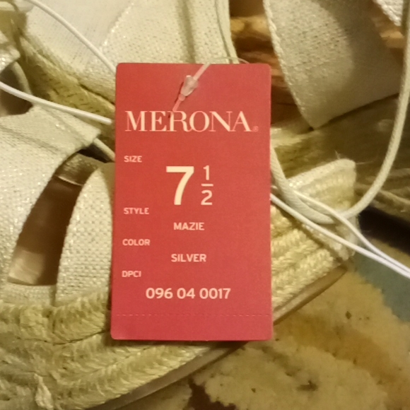 Maize Colored Open Toed Pumps Size 7 1/2 Merona brand from Target - Picture 4 of 6